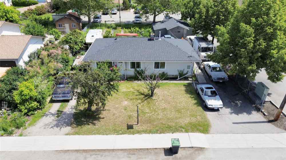 255 Gerstmar Road, sold by Josh Miko
